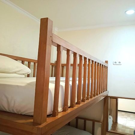 Java Capsule Hotel Маланг Екстер'єр фото