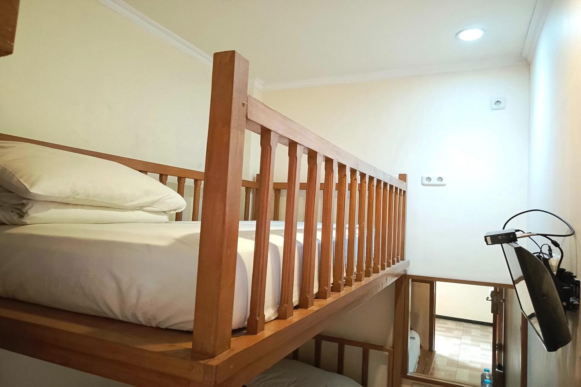 Java Capsule Hotel Маланг Екстер'єр фото